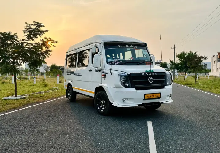 Tempo Traveller Rental in Palolem | Travel People India