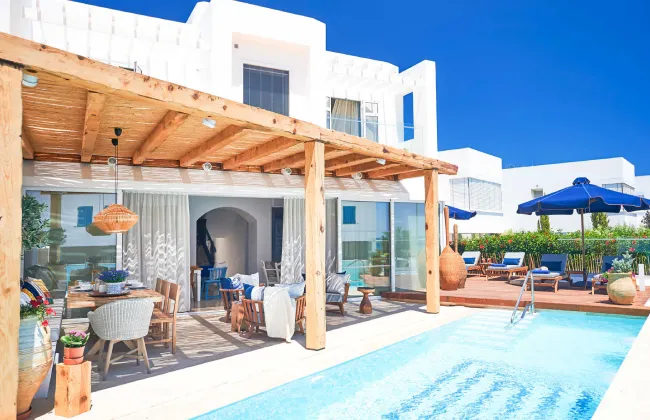 Hire Stunning Villas for Your Next Getaway