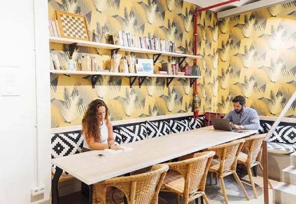 Co-Working Hostels
