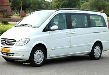 7 Seater Mercedes Benz Viano Ambiente Rental in Goa