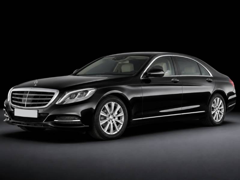 Mercedes Rental in Goa