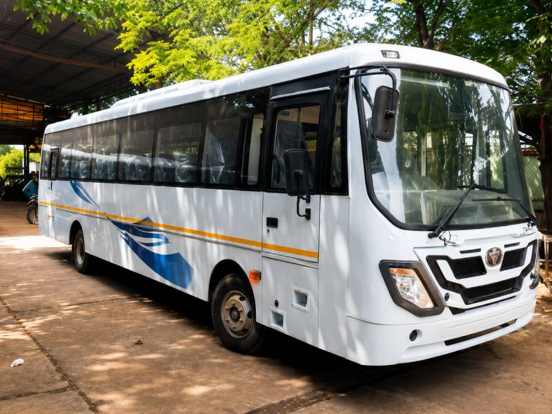 52 Seater Bus Rental Service Goa | Travel People India