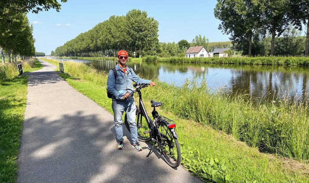 Group Cycling Day Tour in Goa